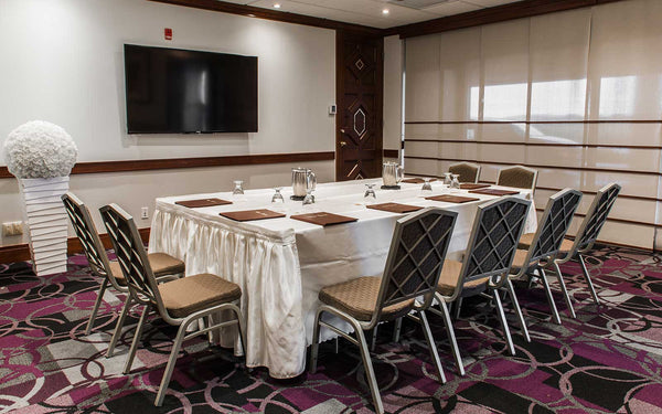 Le Crystal Reception Halls - Conference Room